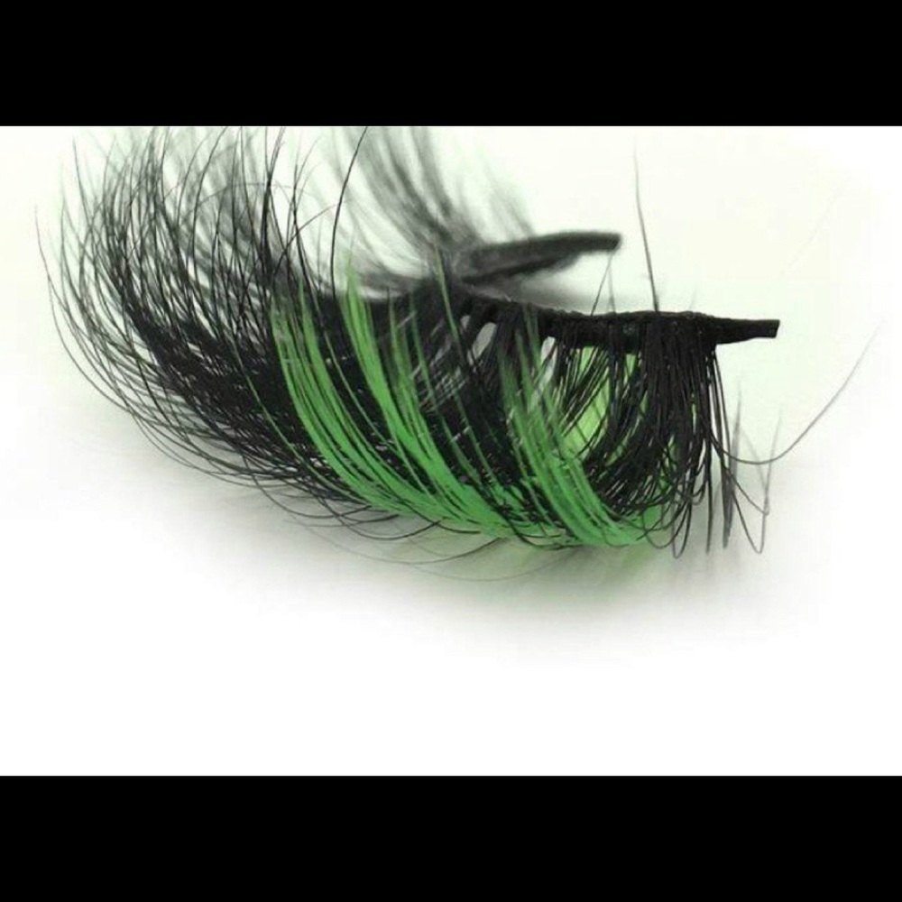 GREEN LASHES '